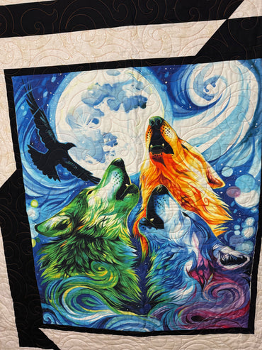 Moon Howling Quilt 69.5" x 76"
