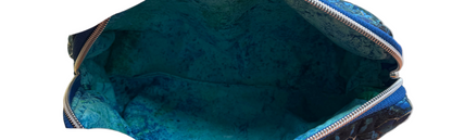 Beautiful Blue Rise Pouch Small