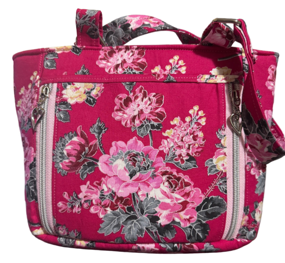Pretty in Pink Roses Muse Handbag