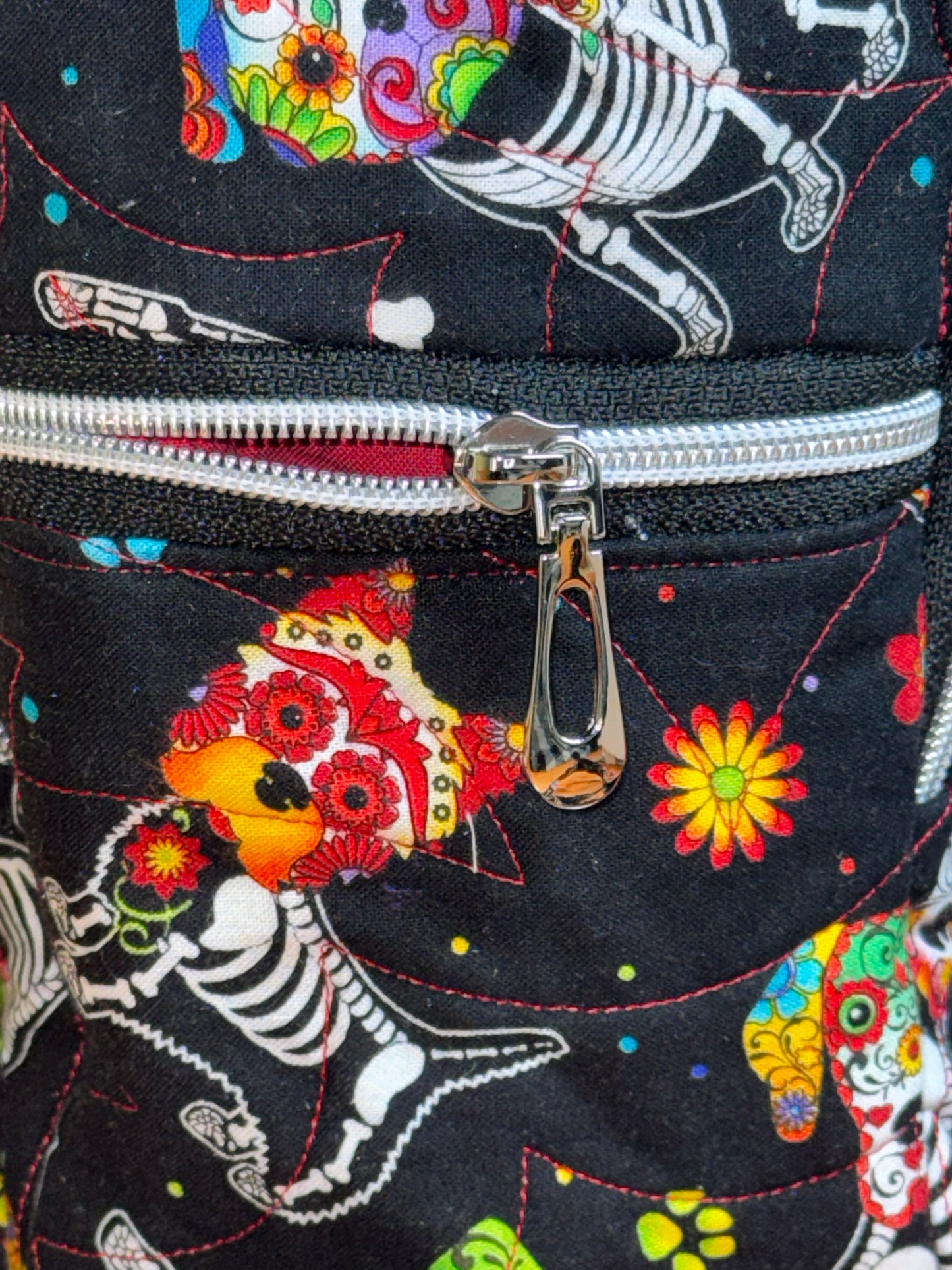 Barking Bones Flow Bottle Bag