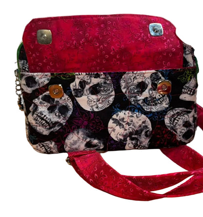 Skull Party Nook Bag - Misfit